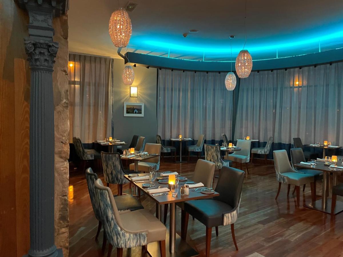 Carrigaline Court Hotel & Leisure Centre Zewnętrze zdjęcie