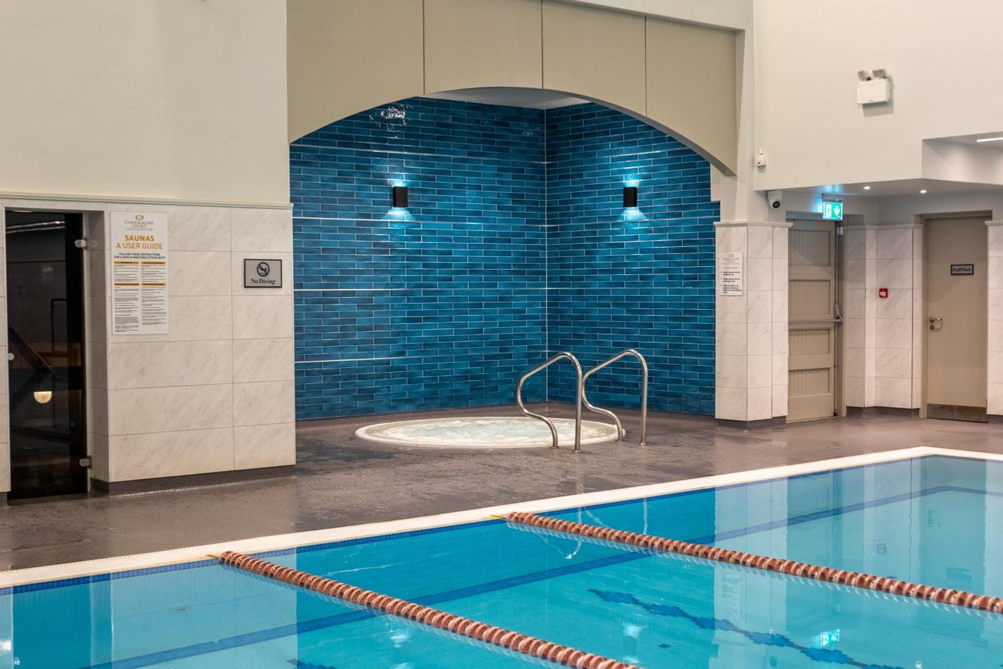 Carrigaline Court Hotel & Leisure Centre Zewnętrze zdjęcie