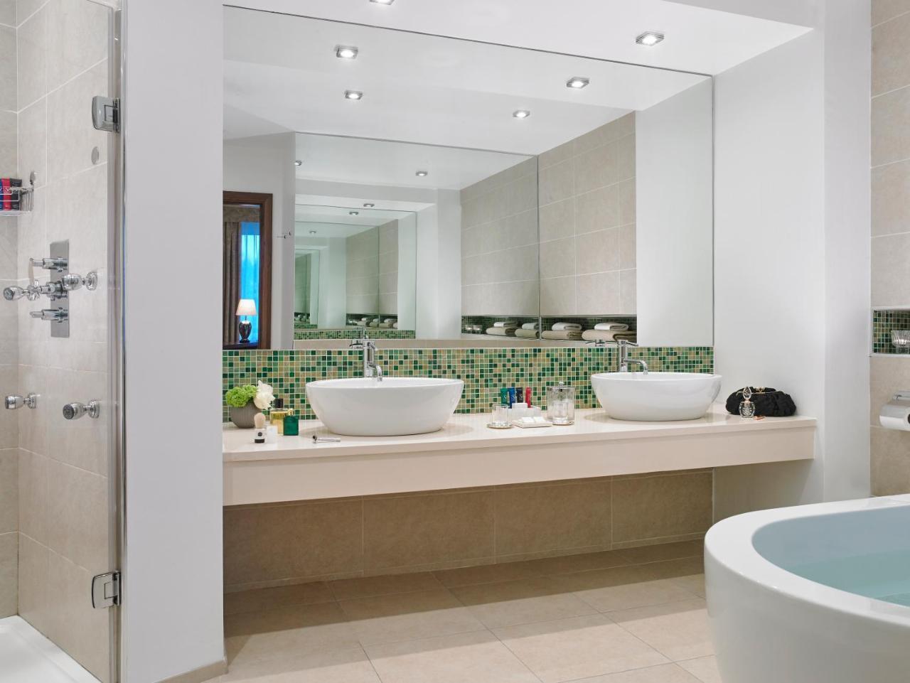 Carrigaline Court Hotel & Leisure Centre Zewnętrze zdjęcie